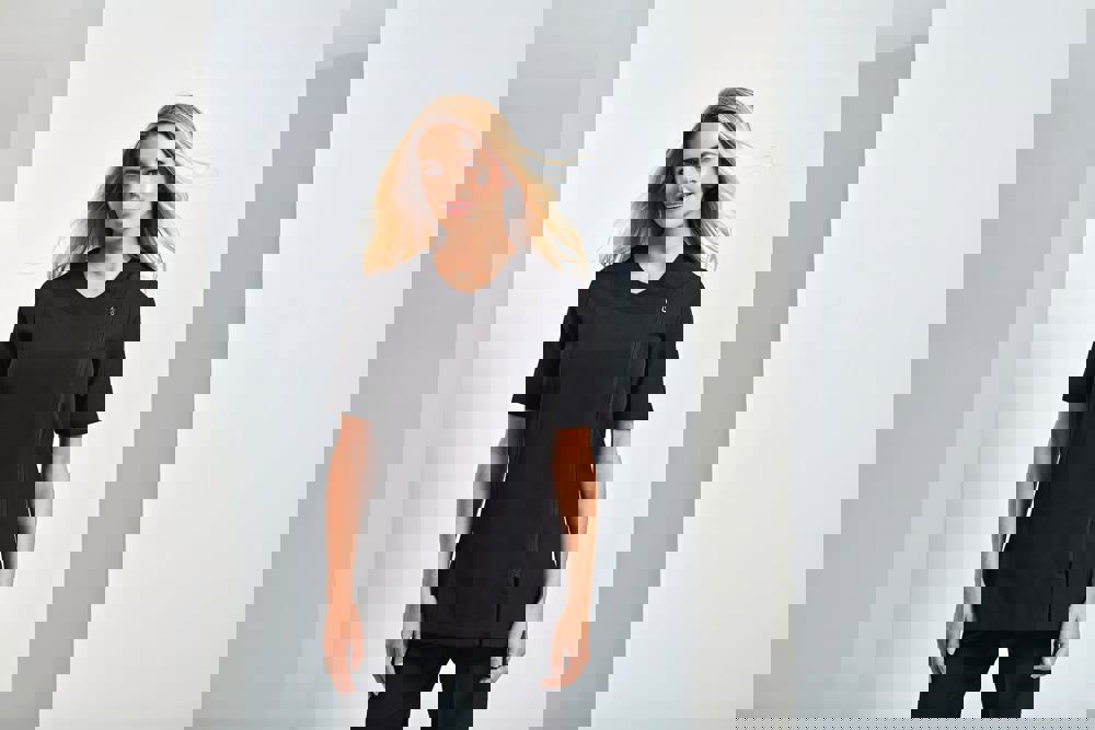 PR686 - 'camellia' Beauty & Spa Tunic