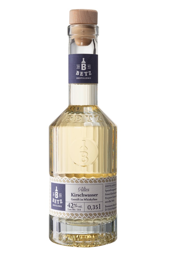 Altes Kirschwasser gereift im Whiskyfass 0,35 l